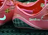 bendtner-pink-boots.jpg