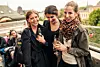 Paulina Gunn och Maria Johnson med vän